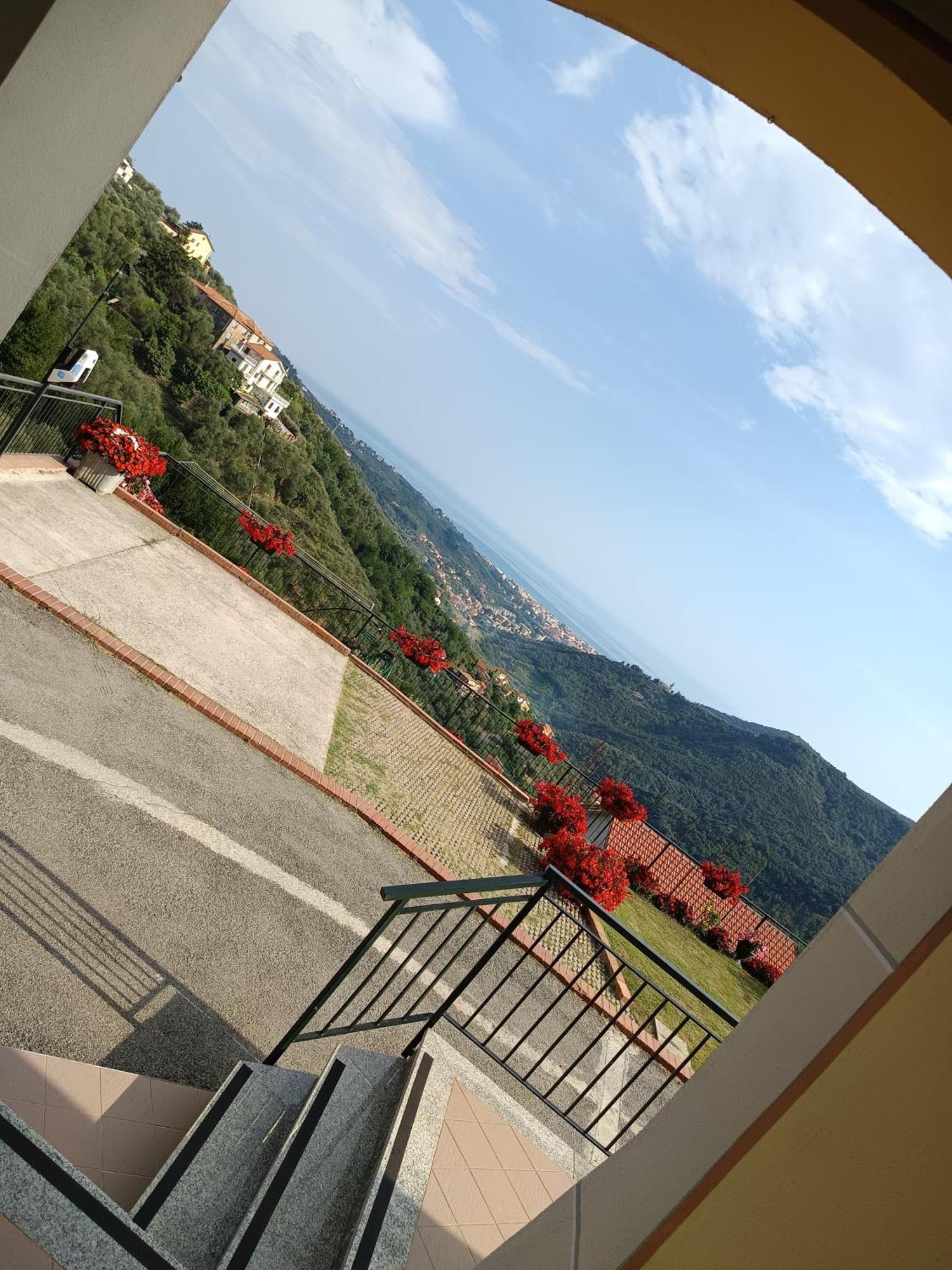 La Casa Col Portico Apartment Leivi Екстериор снимка